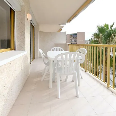 Apartment Cye Marina